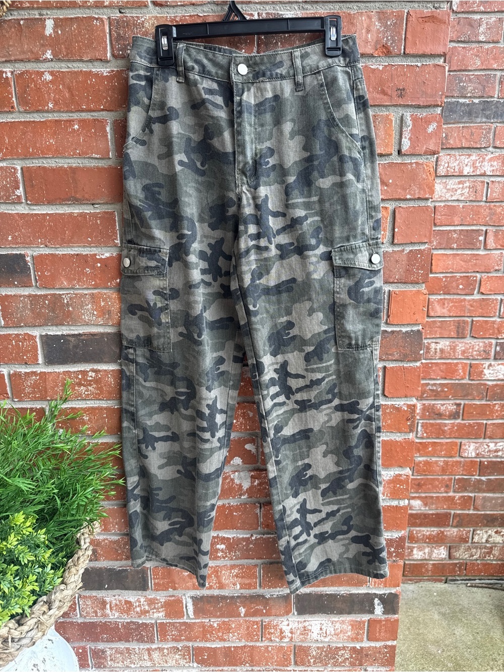 Camo Cargo Pants - Olive Green